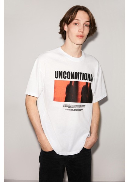 Uncondıtıonal Oversize Beyaz T-Shirt fiyatları
