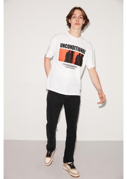 Uncondıtıonal Oversize Beyaz T-Shirt indirimleri
