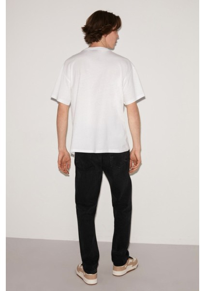 Uncondıtıonal Oversize Beyaz T-Shirt
