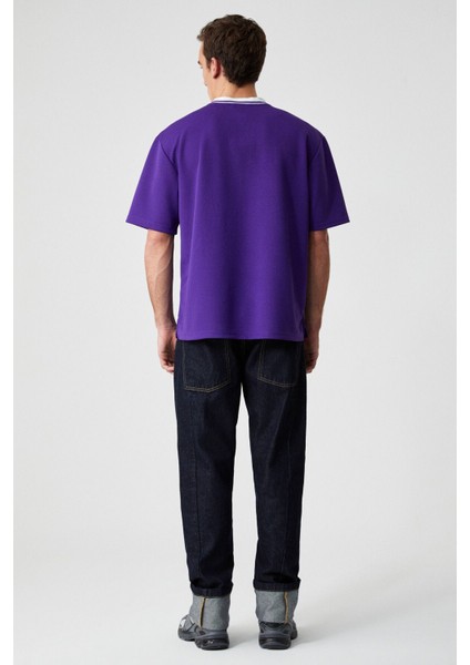 Pampa Erkek Baskı Detaylı Relaxed V Yaka Kısa Kol Mor T-Shirt