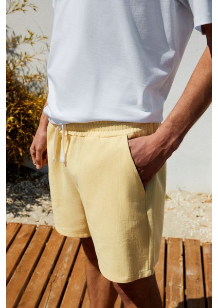 Leyton Erkek Relaxed Fit Çift Cepli Beli Lastikli Keten Karışımlı Dokuma Sarı Şort & Bermuda