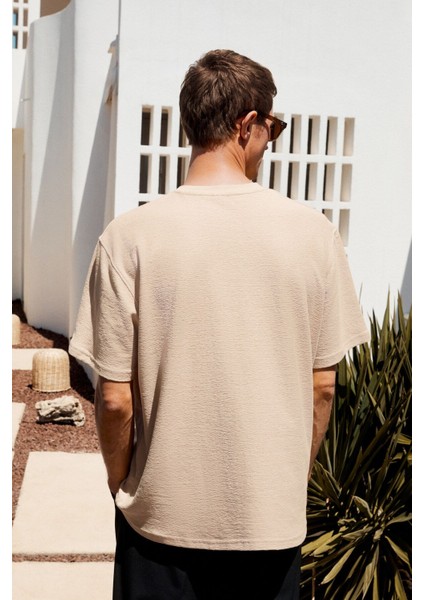 Nord Erkek Baskı Detaylı Organik Pamuk Oversize Kısa Kol Bisiklet Yaka Bej T-Shirt