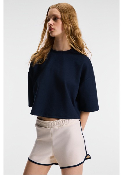 VELA Kadın Esnek Kumaşlı Bisiklet Yaka Oversize Fit Lacivert T-Shirt modelleri