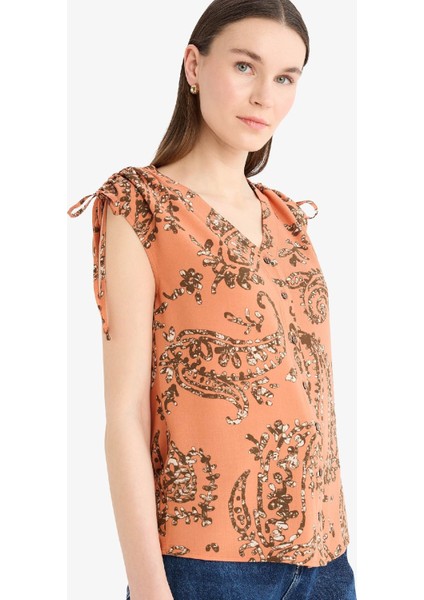 Regular Fit V Yaka Desenli Kısa Kollu Gömlek F0987AX25SM