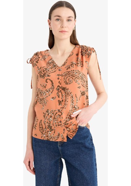 Regular Fit V Yaka Desenli Kısa Kollu Gömlek F0987AX25SM