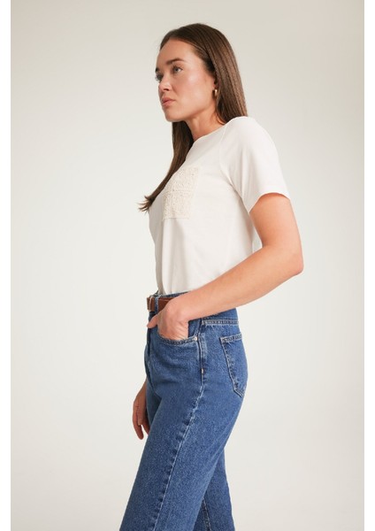 Regular Fit Bisiklet Yaka Basic Düz Penye Kısa Kollu Tişört modelleri