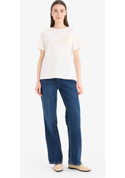 Regular Fit Bisiklet Yaka Basic Düz Penye Kısa Kollu Tişört indirimleri