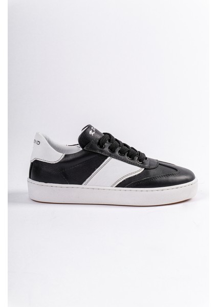 Hakiki Deri Kadın Sneaker Siyah ,bağcıklı Çizgi Detaylı Siyah Taban Günlük Spor Ayakkabı