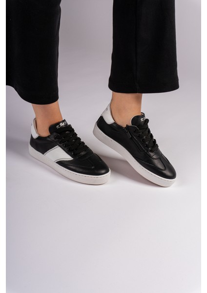 Hakiki Deri Kadın Sneaker Siyah ,bağcıklı Çizgi Detaylı Siyah Taban Günlük Spor Ayakkabı