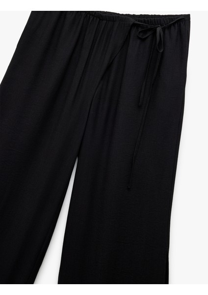 Viskon Kumaş Rahat Kalıp Yırtmaç Detaylı Beli Bağcıklı Kruvaze Oversize Pantolon