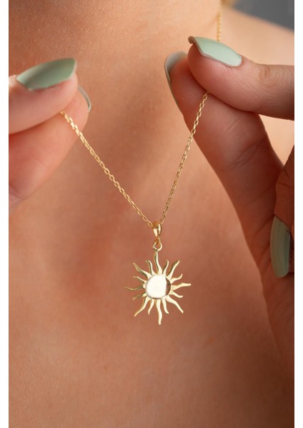 925 Ayar Gümüş Gold Kaplama Güneş Tasarım Kolye