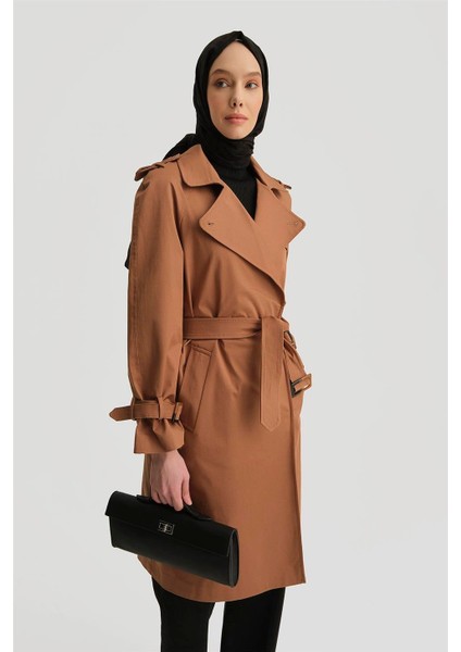 Omuzları Apoletli Toka Detaylı Kap 24K7125 Camel