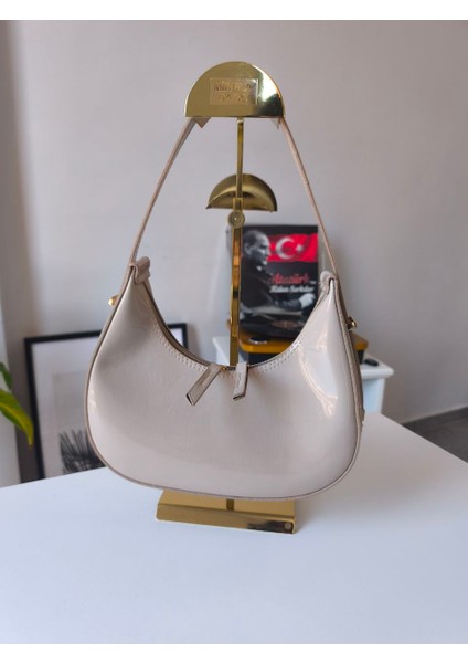 Alvine Parlak Krem Kadın El ve Omuz Çantası