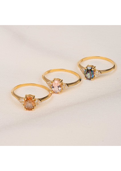 Gümüş Yüzük -Oval Kesim Tektaş Zultanit Yan Zirkon Taşlı Modern 925 Ayar Gümüş Kadın Yüzük-Hediyelik