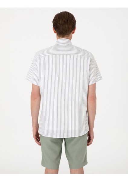 Erkek Haki Regular Fit Çizgili Kısa Kollu Gömlek 50307082-VR027