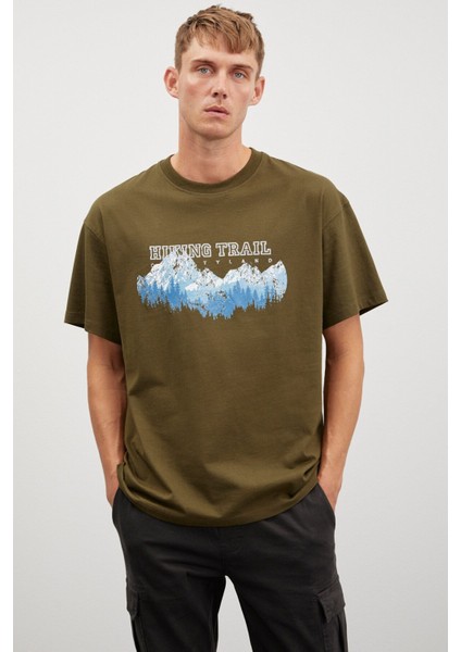 Ademir Erkek Oversize Fit Önü Dağ Baskılı Bisiklet Yaka %100 Pamuklu Haki T-shirt