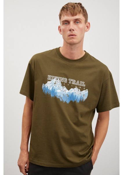 Ademir Erkek Oversize Fit Önü Dağ Baskılı Bisiklet Yaka %100 Pamuklu Haki T-shirt modelleri
