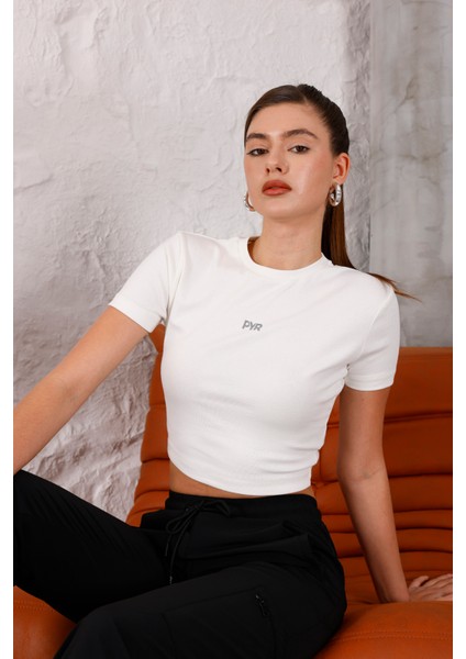 Kadın Ekru Bisiklet Yaka Crop T-Shirt - 169