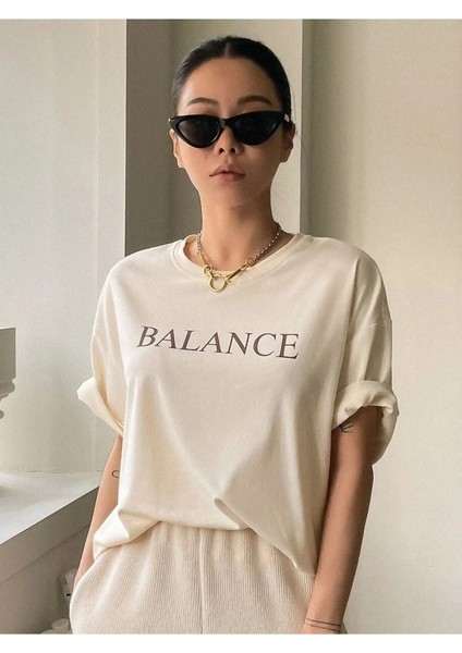 Kadın Balance Baskılı Pamuklu Oversize T-Shirt