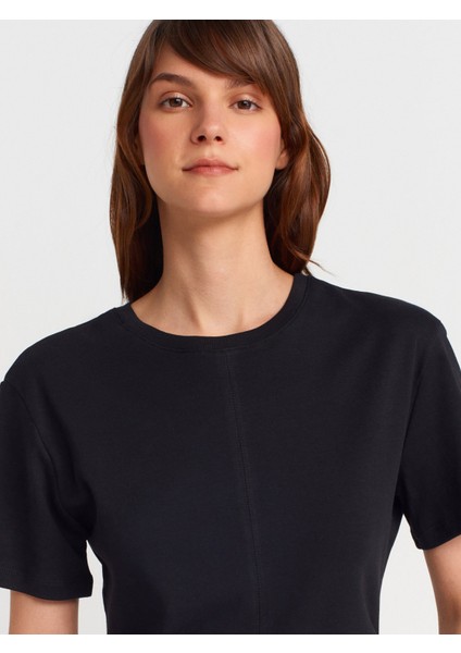 31874 Yırtmaç Detaylı T-Shirt-Siyah fiyatları