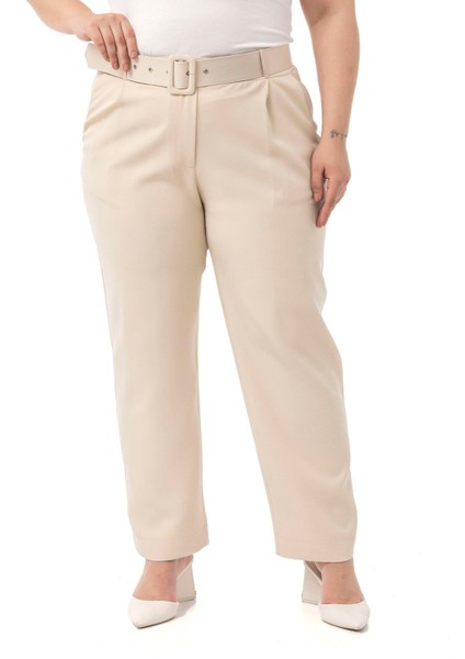 Büyük Beden Önü Pileli Cepli Kemerli Bej Rengi Pantolon