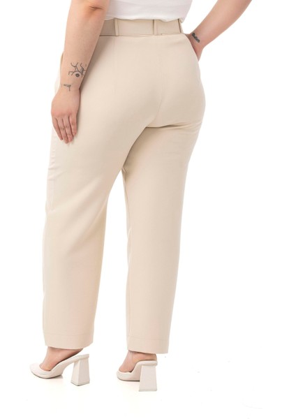 Büyük Beden Önü Pileli Cepli Kemerli Bej Rengi Pantolon modelleri