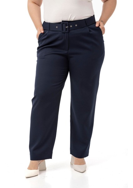 Büyük Beden Önü Pileli Cepli Kemerli Lacivert Pantolon