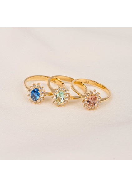 Gümüş Yüzük -Oval Kesim Zultanit Yan Zirkon Taşlı Modern 925 Ayar Gümüş Kadın Tektaş Yüzük-Hediyelik