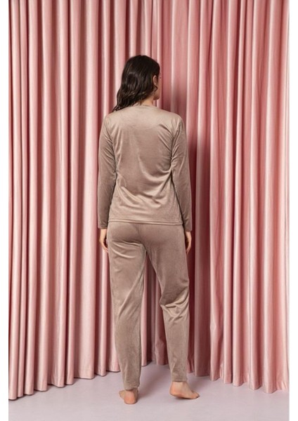 Pijama Takımı