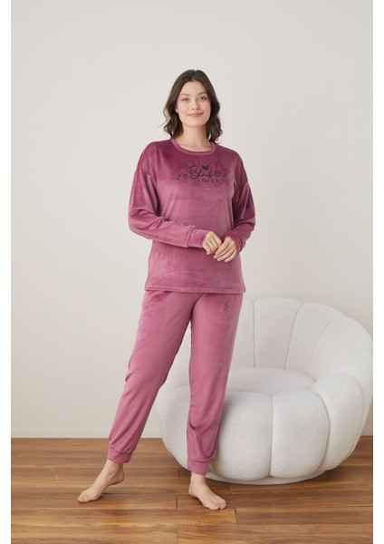 Pijama Takımı