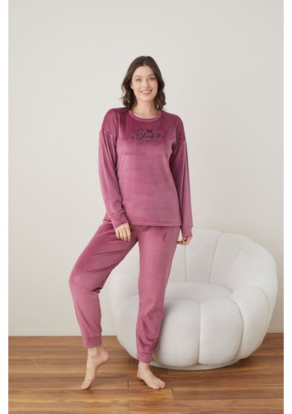 Pijama Takımı