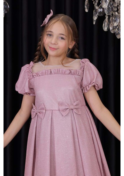 Kız Çocuk Üzeri Çiçek Pulpayet Işlemeli Omuzda Fiyonk Detaylı Şeffaf Tül Balon Kollu Somon Elbise fırsatları