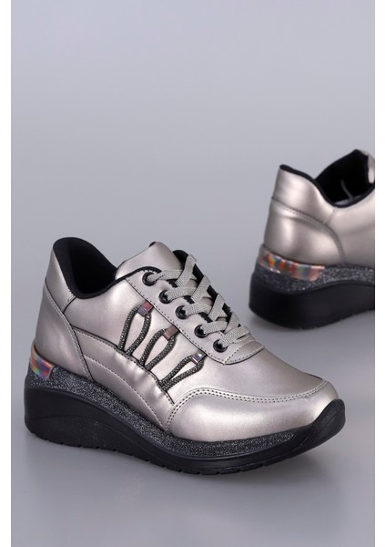 Mdl 871 Taş Detaylı Bağcıklı Spor Ayakkabı modelleri