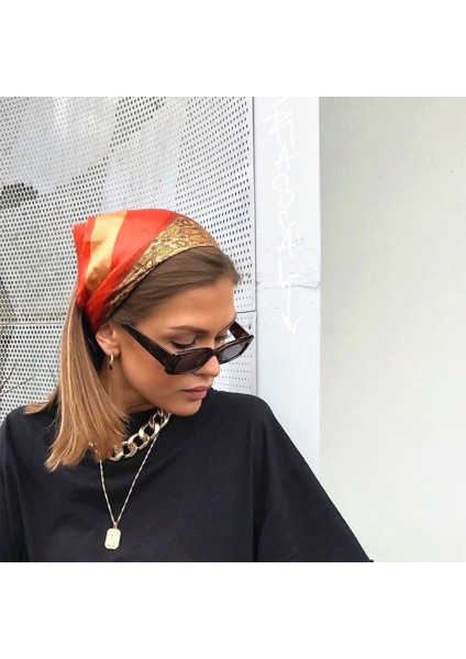 Siyah Stil Vintage Kare Bayan Bisiklet Güneş Gözlüğü Moda Seyahat Küçük Dikdörtgen Güneş Gözlükleri Menwomen Spor Güneş Gözlüğü Hip Hop UV400 (Yurt Dışından) fırsatları