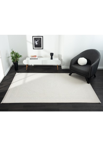 Scala SC001A Beyaz Halı Klasik Desenli Tozu Az Akrilik Salon Halısı Yatak Odası Mutfak Koridor