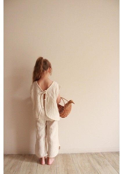 Bej Çizgili Sırt Detaylı Müslin Takım