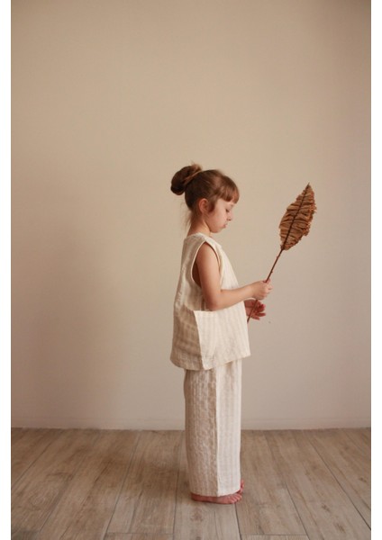 Bej Çizgili Asimetrik Cepli Müslin Takım fiyatları