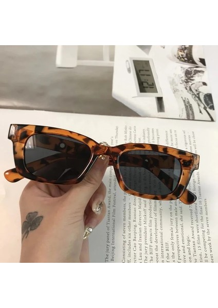 No.6 Tarzı 1 Adet Yeni Unisex Dikdörtgen Eski Güneş Gözlüğü Moda Tasarımı Retro Güneş Gözlükleri Kadın Bayan Gözlük Kedi Gözü Rahat Gözlük (Yurt Dışından) modelleri