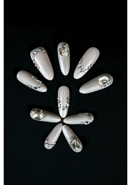 Takma Tırnak Seti & Zararsız Yapıştırıcı, El Yapımı (Handmade)