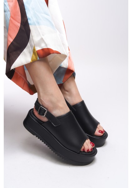 Alebwynn Kadın Sandalet 001273