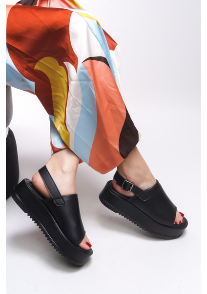 Alebwynn Kadın Sandalet 001273 fiyatları