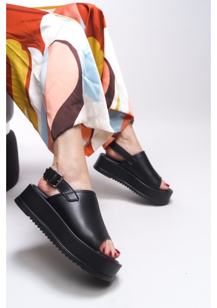 Alebwynn Kadın Sandalet 001273 fırsatları