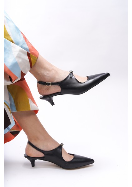 Iohthion Kadın Stiletto Topuklu Ayakkabı 001201 fırsatları