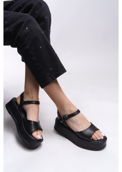 Atheviel Kadın Sandalet 001271 fiyatları