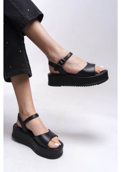 Atheviel Kadın Sandalet 001271 modelleri