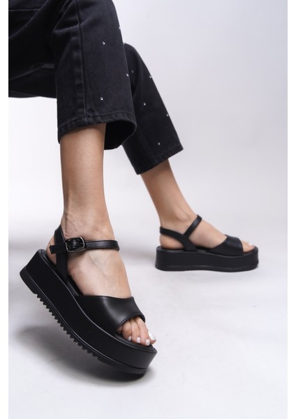 Atheviel Kadın Sandalet 001271 fırsatları