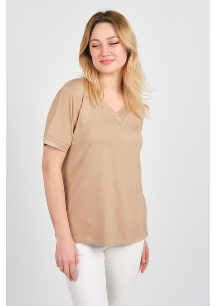 Kadın Kısa Kollu V Yaka Sim Detaylı Bluz 24E032 Vizon
