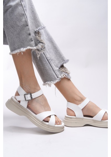 Iselgalyn Kadın Sandalet Beyaz Renk 0012215 indirimleri