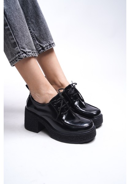 Qerekna Kadın Topuklu Bağcıklı Loafer 00121500