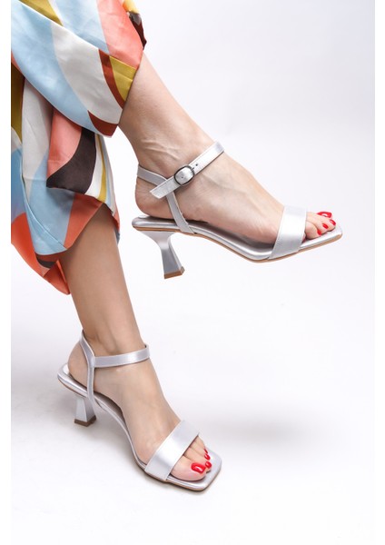 Ameradyl Kadın Abiye Topuklu Ayakkabı 0012248 fiyatları